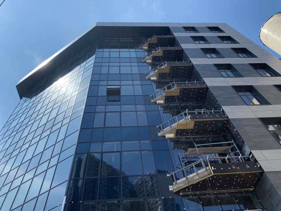 Бізнес-центр по вулиці Кіквідзе